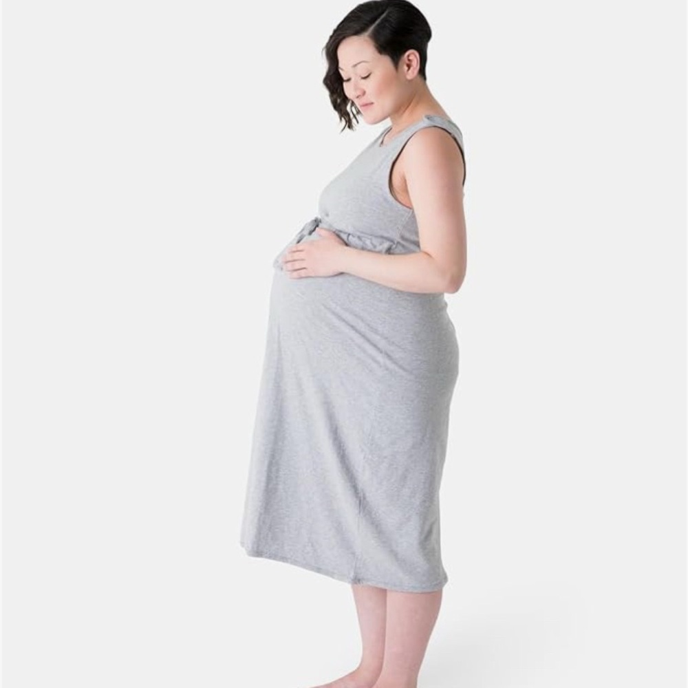 MATERNITY WEAR Size M-L monica + andy Women's Luxe Maternity Labor Gown